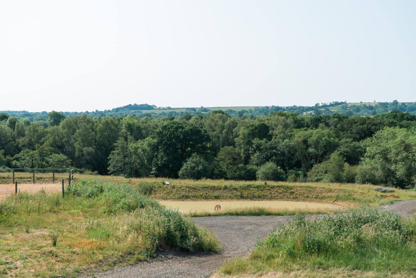 Swallowfield Glamping-Station Master Yeovil Bagian luar foto